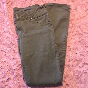 Maurice’s green jeggings